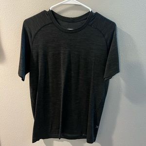 Lululemon metal vent tech shirt